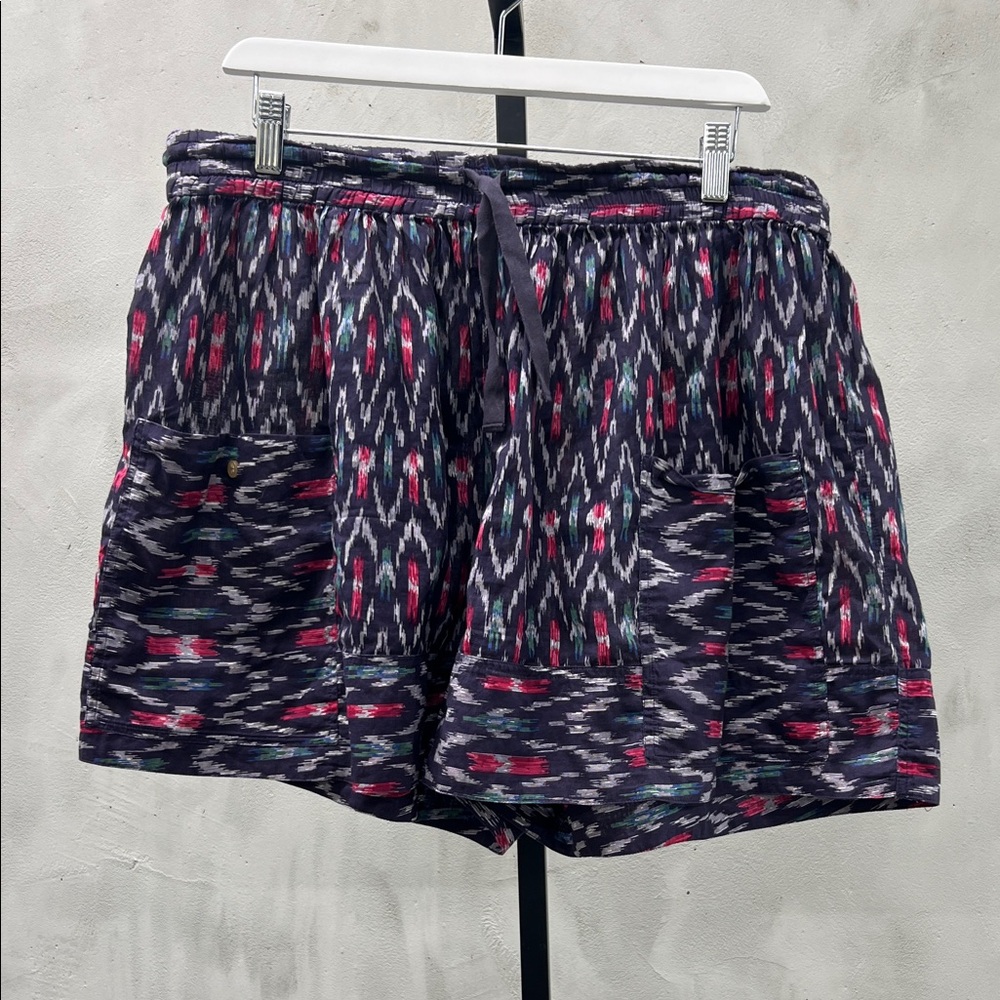 Isabel Étoile Ikat print shorts